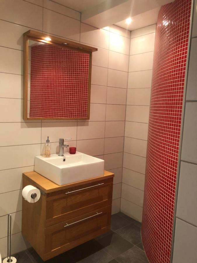 Fridfullt Boende Pa Lantgard Med Underbar Utsikt Malmö Esterno foto